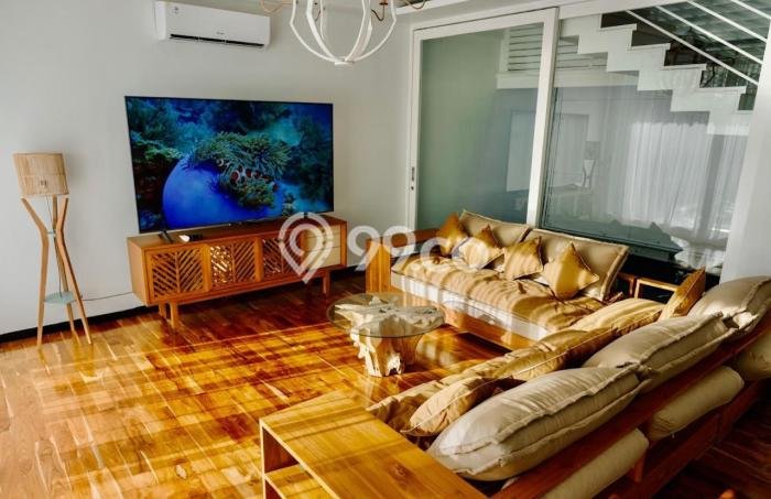 LOKASI TERBAIK! Vila di , Ukuran 490m2m², Kawasan Tenang dan aman LOKASI TERBAIK! Vila di , Ukuran 490m2m², Kawasan Tenang dan aman