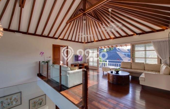 Kesempatan Investasi! Vila Kawasan , Dimensi 1050m2m², ROI Tinggi untuk bisnis Kesempatan Investasi! Vila Kawasan , Dimensi 1050m2m², ROI Tinggi untuk bisnis