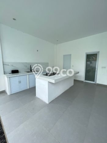 Vila di , Area 245m2m², Area Strategis Vila di , Area 245m2m², Area Strategis