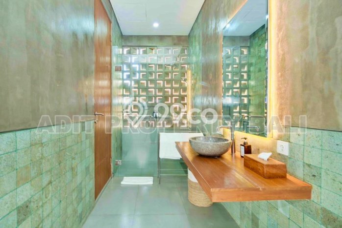 DIJUAL! Vila Kawasan , Area 305m2m², Lokasi Strategis DIJUAL! Vila Kawasan , Area 305m2m², Lokasi Strategis