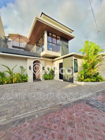 Vila Kawasan , Area 0m2m², Available Sekarang, Harga Bersaing Vila Kawasan , Area 0m2m², Available Sekarang, Harga Bersaing