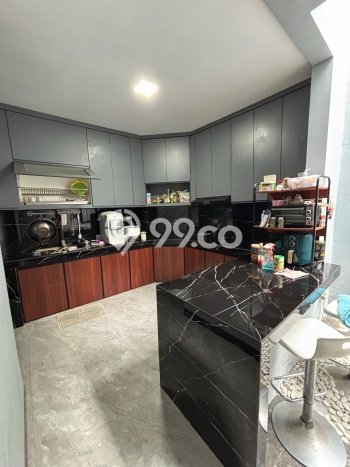 Dijual Rumah Premium dengan Fasilitas Sekitar Komplit di Serpong Utara, Tangerang Selatan Dijual Rumah Premium dengan Fasilitas Sekitar Komplit di Serpong Utara, Tangerang Selatan