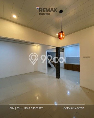 Dijual Cepat Rumah Favorit Siap Huni LB 180m2 di Ciledug, Tangerang Dijual Cepat Rumah Favorit Siap Huni LB 180m2 di Ciledug, Tangerang