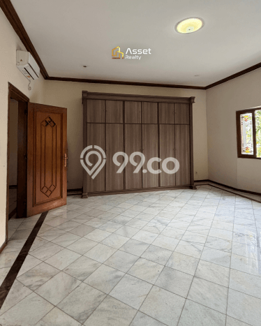 Rumah Kondisi Baik Disewakan di Pondok Indah, Jakarta Selatan LT 800m2, LB 750m2 Rumah Kondisi Baik Disewakan di Pondok Indah, Jakarta Selatan LT 800m2, LB 750m2