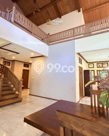 Rumah Kondisi Baik Disewakan di Pondok Indah, Jakarta Selatan LT 800m2, LB 750m2 Rumah Kondisi Baik Disewakan di Pondok Indah, Jakarta Selatan LT 800m2, LB 750m2