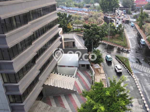 Unit Komersial Dijual di Jakarta Selatan LT 965m2 & LB 4000m2 Unit Komersial Dijual di Jakarta Selatan LT 965m2 & LB 4000m2