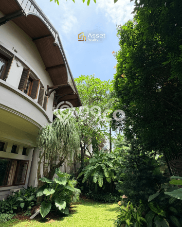 Rumah Kondisi Baik Disewakan di Pondok Indah, Jakarta Selatan LT 800m2, LB 750m2 Rumah Kondisi Baik Disewakan di Pondok Indah, Jakarta Selatan LT 800m2, LB 750m2