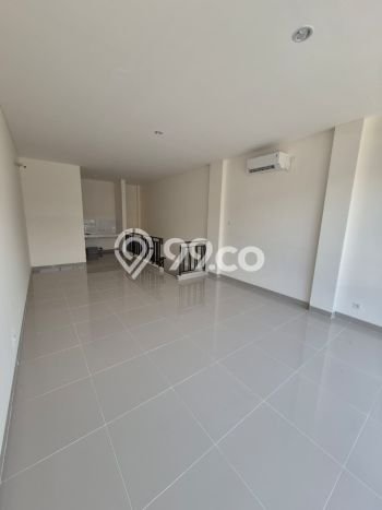 Ruko Disewakan di Area Ramai BSD, Tangerang Selatan Ruko Disewakan di Area Ramai BSD, Tangerang Selatan