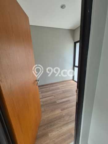For Sale Rumah 2 Kamar Lokasi Ideal Bagus dan Strategis di Karawaci For Sale Rumah 2 Kamar Lokasi Ideal Bagus dan Strategis di Karawaci