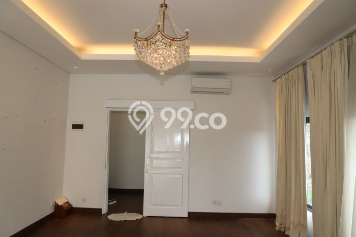 Hunian Elit LB 650m2 Siap Huni Desain Elegan di Kemang, Jakarta Selatan Hunian Elit LB 650m2 Siap Huni Desain Elegan di Kemang, Jakarta Selatan