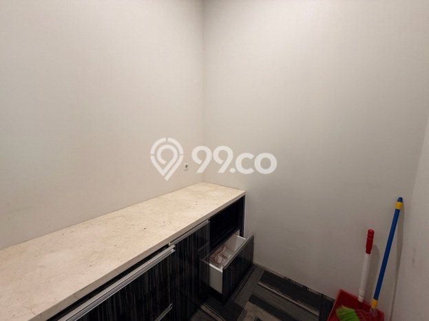 Unit Kantor Disewakan di Tanjung Duren Selatan di Area Ramai & Strategis Unit Kantor Disewakan di Tanjung Duren Selatan di Area Ramai & Strategis