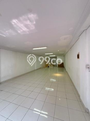 Ruko untuk disewa di Grogol Petamburan punya LT 300m2 & LB 81m2 harga sewa kompetitif Ruko untuk disewa di Grogol Petamburan punya LT 300m2 & LB 81m2 harga sewa kompetitif