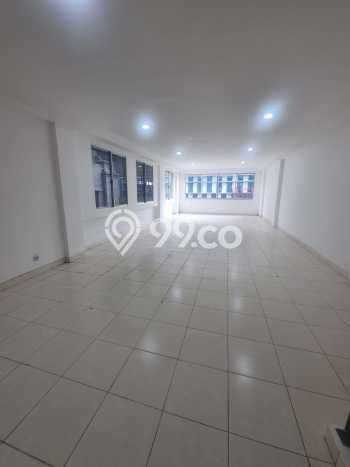 Ruko disewakan lokasi strategis Grogol Petamburan Jakarta Barat 300m2 Ruko disewakan lokasi strategis Grogol Petamburan Jakarta Barat 300m2