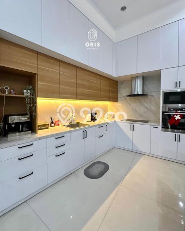 Dijual Rumah Mewah Exclusive di Cilandak, Jakarta Selatan Dijual Rumah Mewah Exclusive di Cilandak, Jakarta Selatan