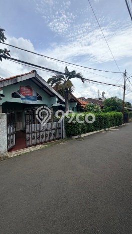 Dijual Rumah Luas Megah Dengan View Cantik di Lenteng Agung, Jakarta Selatan Dijual Rumah Luas Megah Dengan View Cantik di Lenteng Agung, Jakarta Selatan