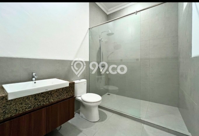 Ready to Use! Luxury House LT 810m2 Desain Modern di Pondok Indah Ready to Use! Luxury House LT 810m2 Desain Modern di Pondok Indah