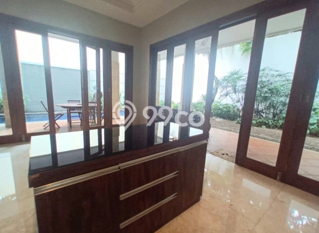 Hunian Minimalis dengan LT 507m2 & LB 600m2 Dikontrakkan di Pondok Indah Hunian Minimalis dengan LT 507m2 & LB 600m2 Dikontrakkan di Pondok Indah
