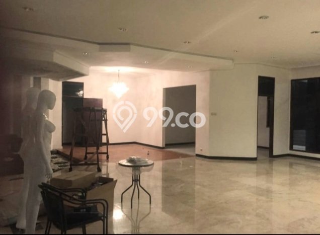 Komersial Disewakan di Area Ramai Cilandak, Jakarta Selatan Komersial Disewakan di Area Ramai Cilandak, Jakarta Selatan