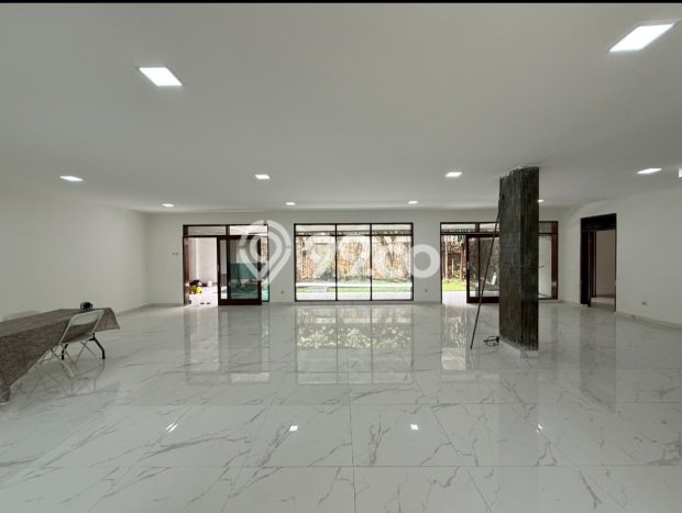 Hunian Modern Dikontrakkan 7 Kamar di Kebayoran Baru Bisa Nego Hunian Modern Dikontrakkan 7 Kamar di Kebayoran Baru Bisa Nego