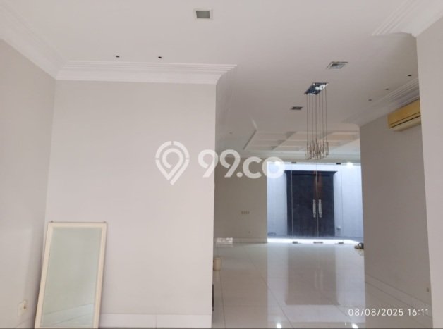 Rumah Elit Modern Siap Huni di Pondok Indah Jakarta Selatan Rumah Elit Modern Siap Huni di Pondok Indah Jakarta Selatan