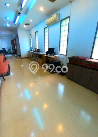 Rumah Elit Modern Siap Huni di Pondok Indah Jakarta Selatan Rumah Elit Modern Siap Huni di Pondok Indah Jakarta Selatan