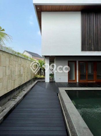 Rumah Mewah LB 640m2 Siap Pakai Desain Elegan di Pondok Indah, Jakarta Selatan Rumah Mewah LB 640m2 Siap Pakai Desain Elegan di Pondok Indah, Jakarta Selatan
