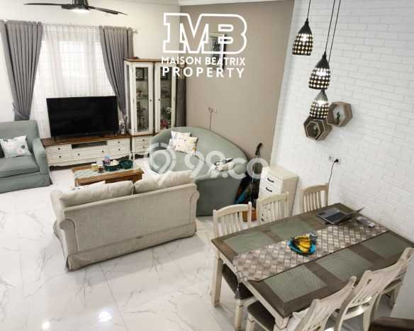 Ready to Use! Premium House LT 159m2 Desain Modern di BSD Ready to Use! Premium House LT 159m2 Desain Modern di BSD