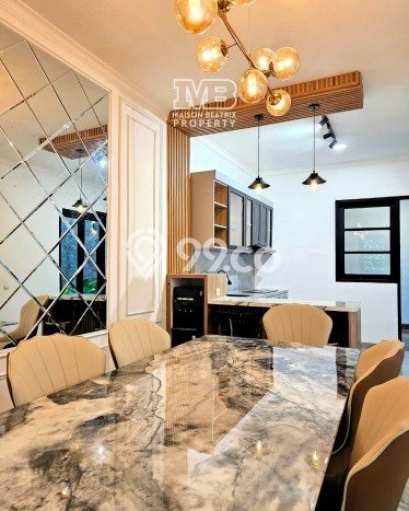 Rumah Mewah LB 200m2 Siap Pakai Desain Elegan di BSD, Tangerang Rumah Mewah LB 200m2 Siap Pakai Desain Elegan di BSD, Tangerang