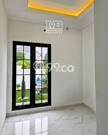 Rumah Elit Modern Tanpa Renovasi di BSD Tangerang Rumah Elit Modern Tanpa Renovasi di BSD Tangerang