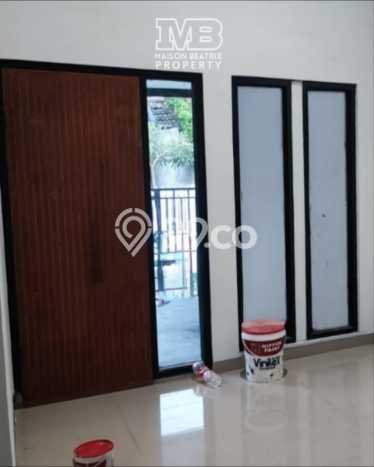 Rumah Modern Cantik 2 KT Siap Huni di BSD Rumah Modern Cantik 2 KT Siap Huni di BSD