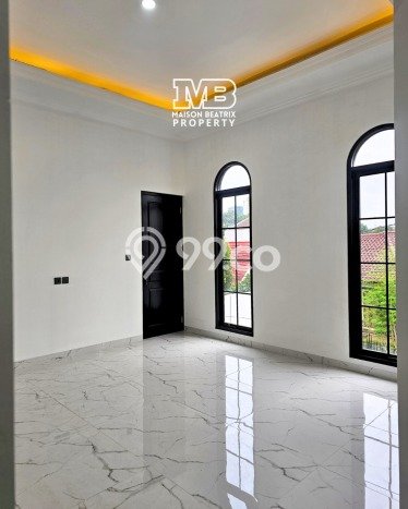 Rumah Elit Modern Tanpa Renovasi di BSD Tangerang Rumah Elit Modern Tanpa Renovasi di BSD Tangerang