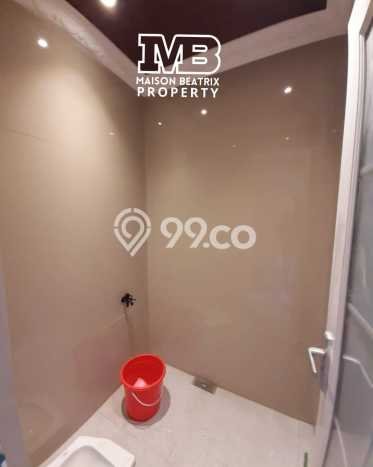 Rumah Mewah LB 135m2 Siap Pakai Desain Elegan di BSD, Tangerang Rumah Mewah LB 135m2 Siap Pakai Desain Elegan di BSD, Tangerang