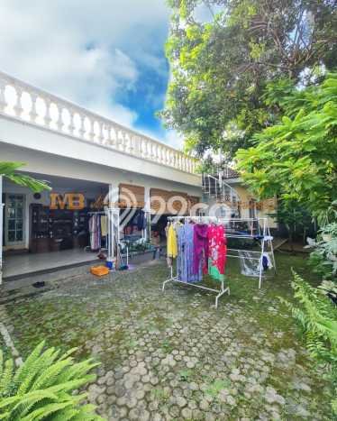 Siap Huni Hunian Elit 7 Kamar di Kebon Jeruk Dekat ke Mana Pun Siap Huni Hunian Elit 7 Kamar di Kebon Jeruk Dekat ke Mana Pun