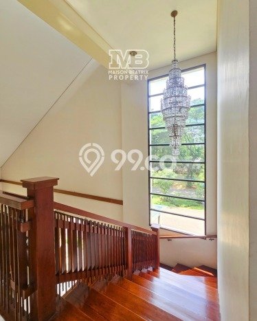 Rumah Mewah Dijual LT 550m2 di BSD, Tangerang Rumah Mewah Dijual LT 550m2 di BSD, Tangerang