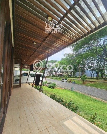 Rumah Mewah Dijual LT 550m2 di BSD, Tangerang Rumah Mewah Dijual LT 550m2 di BSD, Tangerang