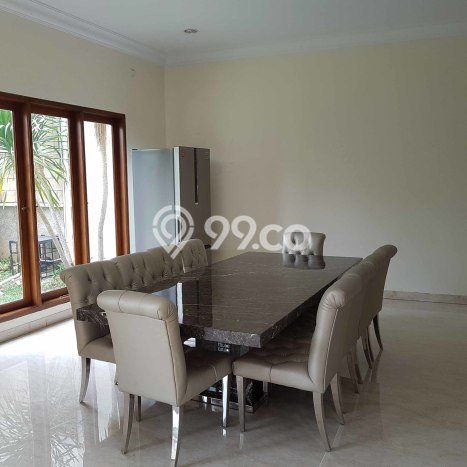 Rumah Elit Modern Tanpa Renovasi di Pejaten Jakarta Selatan Rumah Elit Modern Tanpa Renovasi di Pejaten Jakarta Selatan
