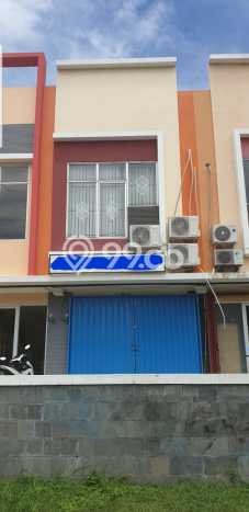 Ruko paling strategis disewakan di Cikarang Timur Bekasi Ruko paling strategis disewakan di Cikarang Timur Bekasi