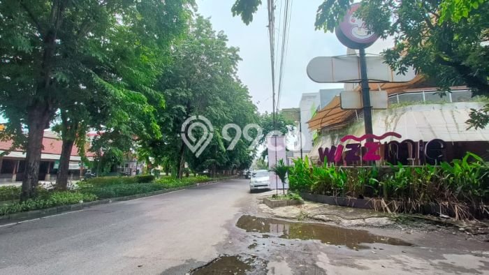 Komersial Paling Dicari LB 900m2 Dijual di Rungkut Komersial Paling Dicari LB 900m2 Dijual di Rungkut