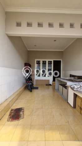 For Sale Rumah Mewah Exclusive di Gubeng, Surabaya For Sale Rumah Mewah Exclusive di Gubeng, Surabaya