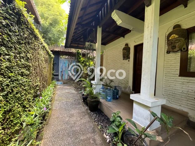 Vila Strategis Kawasan , Ukuran 2000m2m², Area Asri untuk Anda Vila Strategis Kawasan , Ukuran 2000m2m², Area Asri untuk Anda