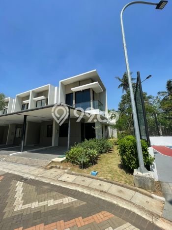 For Sale! Luxury House LT 112m2 Desain Elegan di Pantai Indah Kapuk 2 For Sale! Luxury House LT 112m2 Desain Elegan di Pantai Indah Kapuk 2