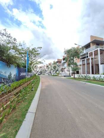 Rumah Mewah LB 450m2 Siap Pakai Desain Elegan di Batam Centre, Batam Rumah Mewah LB 450m2 Siap Pakai Desain Elegan di Batam Centre, Batam