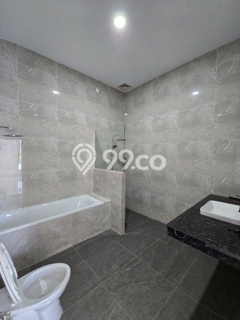 Rumah Mewah LB 300m2 Siap Pakai Desain Elegan di Batam Centre, Batam Rumah Mewah LB 300m2 Siap Pakai Desain Elegan di Batam Centre, Batam