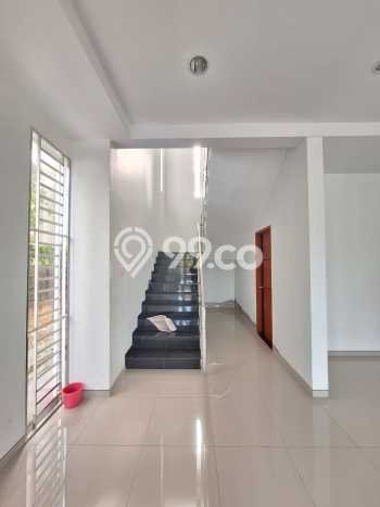 Rumah Luxury Modern Siap Huni di Tiban Batam Rumah Luxury Modern Siap Huni di Tiban Batam