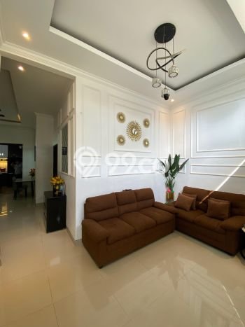 Rumah Modern 3 KT di Tiban Batam Semi Furnished Rumah Modern 3 KT di Tiban Batam Semi Furnished
