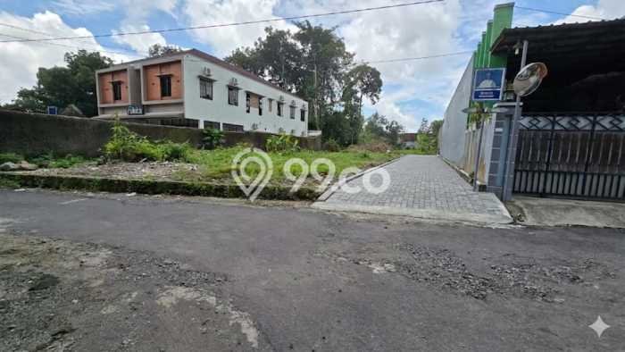 Lahan Kosong Dijual di Sleman dengan Area 110m2 Lahan Kosong Dijual di Sleman dengan Area 110m2