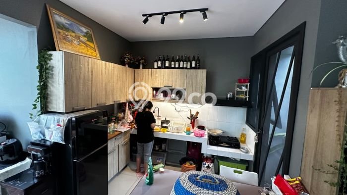 Dijual Rumah Premium dengan Fasilitas Sekitar Komplit di BSD, Tangerang Selatan Dijual Rumah Premium dengan Fasilitas Sekitar Komplit di BSD, Tangerang Selatan