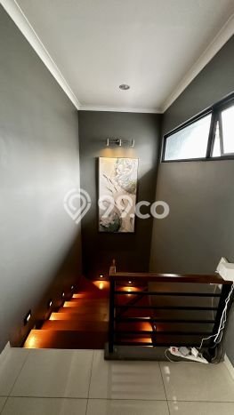 Dijual Rumah Premium dengan Fasilitas Sekitar Komplit di BSD, Tangerang Selatan Dijual Rumah Premium dengan Fasilitas Sekitar Komplit di BSD, Tangerang Selatan