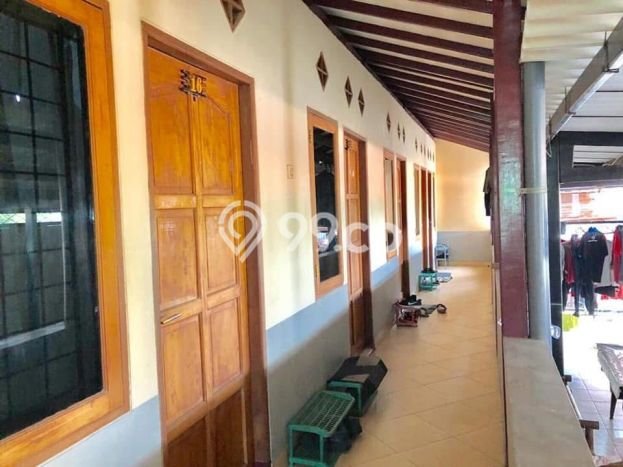Dijual Segera Kost 20 Kamar, 5 Kamar Mandi di Tembalang, Semarang, Luas 450m2 Dijual Segera Kost 20 Kamar, 5 Kamar Mandi di Tembalang, Semarang, Luas 450m2