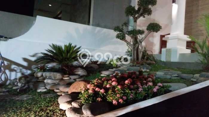 Dijual Hunian Mewah dengan Fasilitas Sekitar Komplit di Semarang Barat, Semarang Dijual Hunian Mewah dengan Fasilitas Sekitar Komplit di Semarang Barat, Semarang